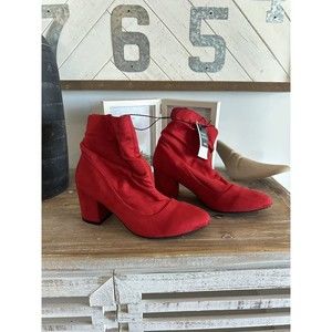 Wide Women's Heeled Booties Boots Red Slip On Ankle NEW NWT WIDE 9